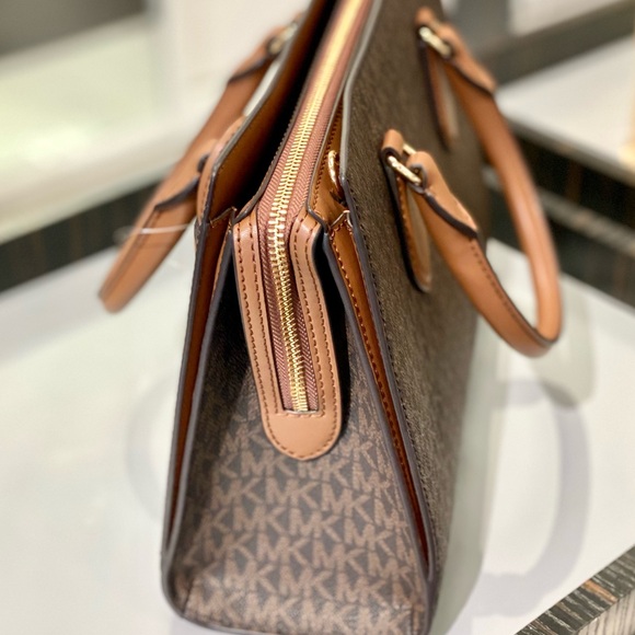 Michael Kors Sheila Medium Signature Logo Metallic Satchel Crossbody Bag - Picture 12 of 13